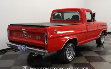 Ford-F-100-1967-Pickup-Truck-10
