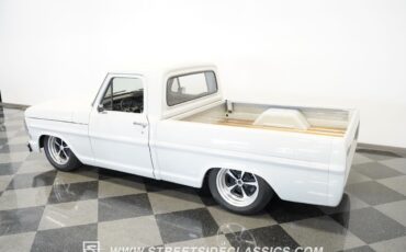 Ford-F-100-1968-Pickup-Truck-12