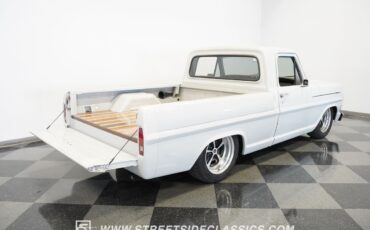 Ford-F-100-1968-Pickup-Truck-18