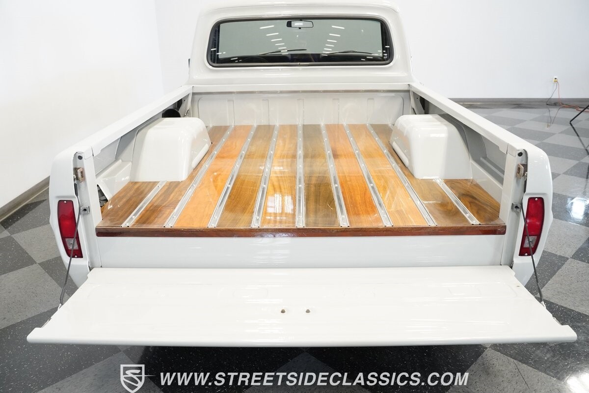 Ford-F-100-1968-Pickup-Truck-19