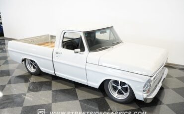 Ford-F-100-1968-Pickup-Truck-30