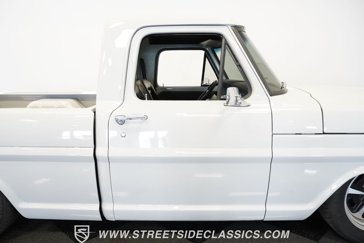 Ford-F-100-1968-Pickup-Truck-33