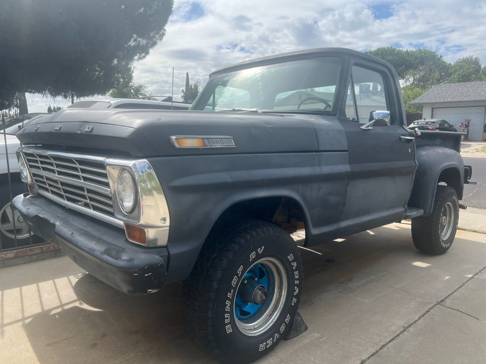 Ford F-100 1969 Standard Cab Pickup