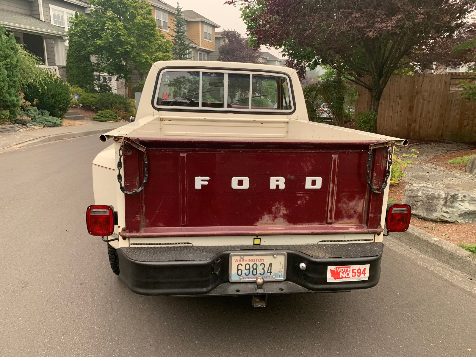 Ford-F-100-1980-Standard-Cab-Pickup-2