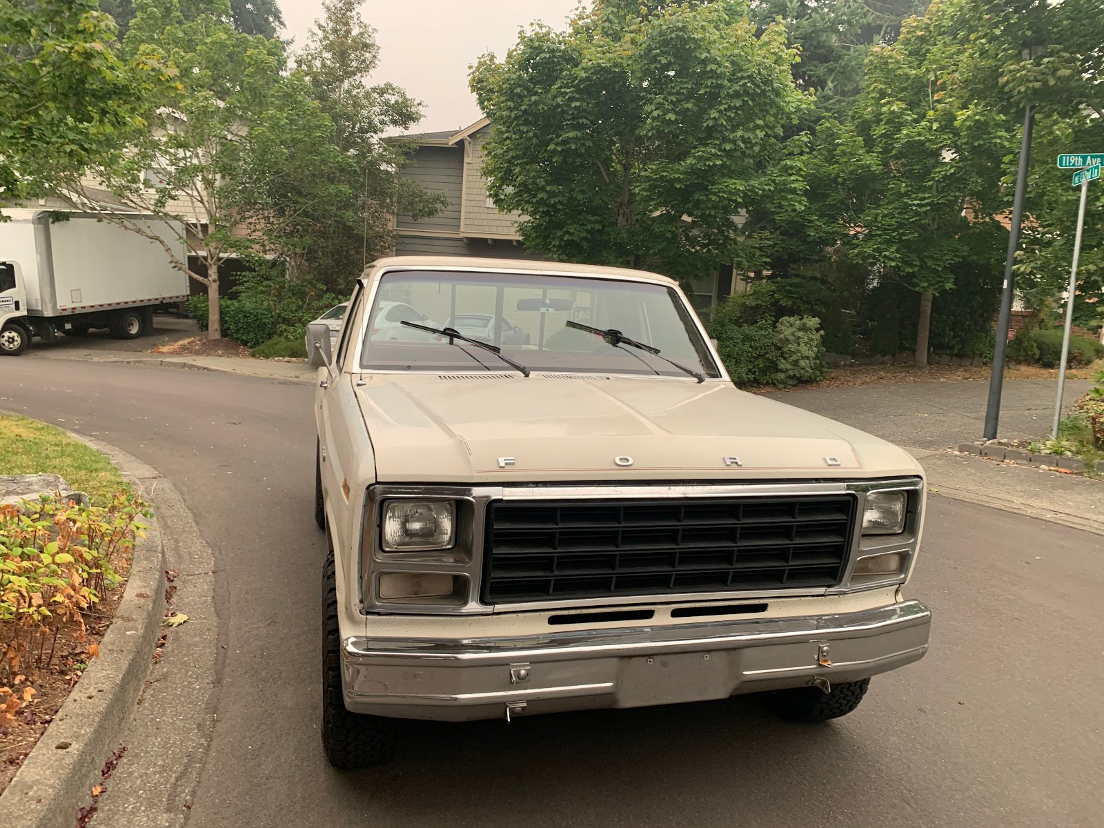 Ford-F-100-1980-Standard-Cab-Pickup-5