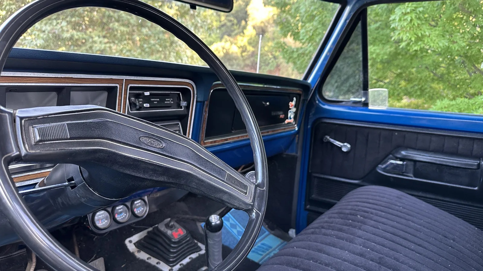 Ford-F-150-1977-Midnight-Blue-Metallic-Blue-2