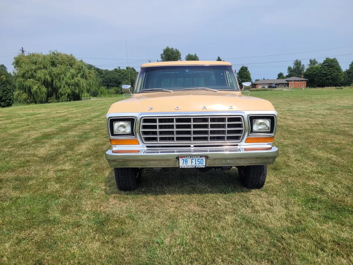 Ford-F-150-1978-Mojave-Tan-Tan-1