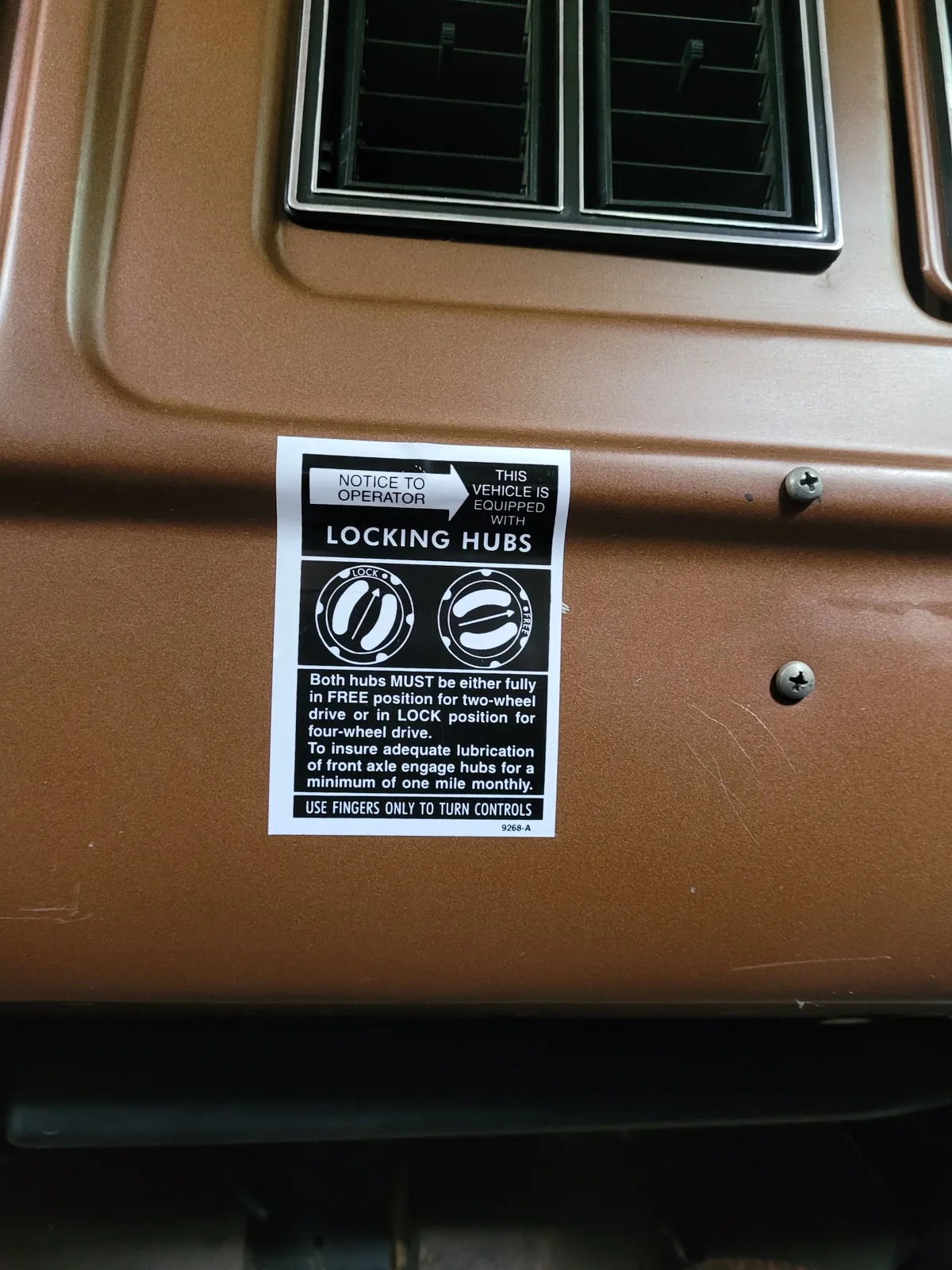 Ford-F-150-1978-Mojave-Tan-Tan-5