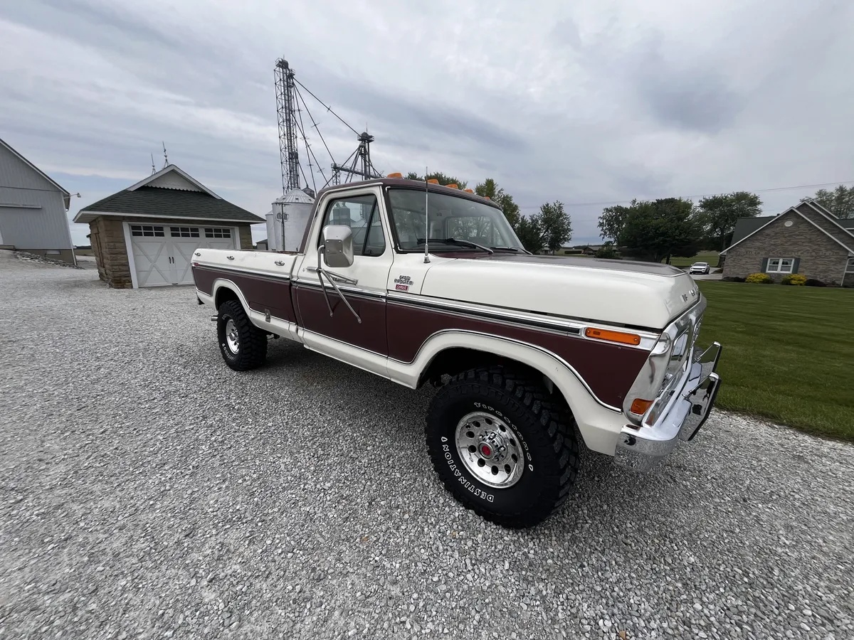Ford-F-150-1979-Metallic-Brown-And-Cream-Brown-And-Wood-Grain