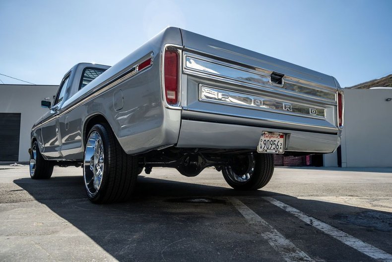 Ford-F-150-1979-Silver-Black-25