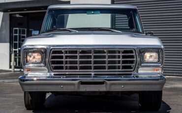 Ford-F-150-1979-Silver-Black-32