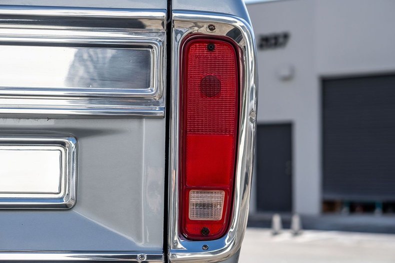 Ford-F-150-1979-Silver-Black-37
