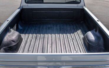 Ford-F-150-1979-Silver-Black-46
