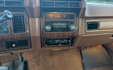 Ford-F-150-1982-Extended-Cab-Pickup-7