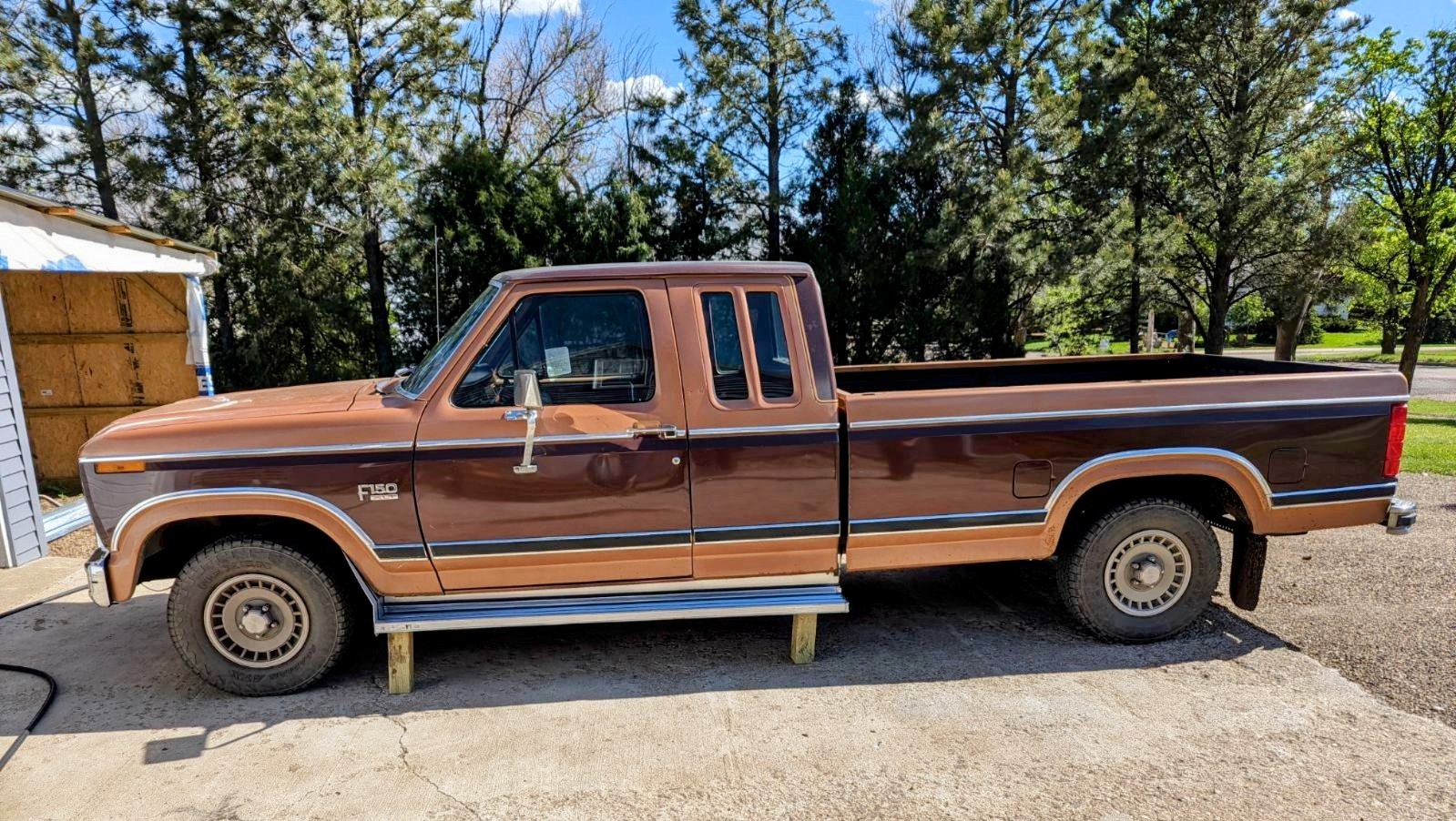 Ford F-150 1982 Extended Cab Pickup