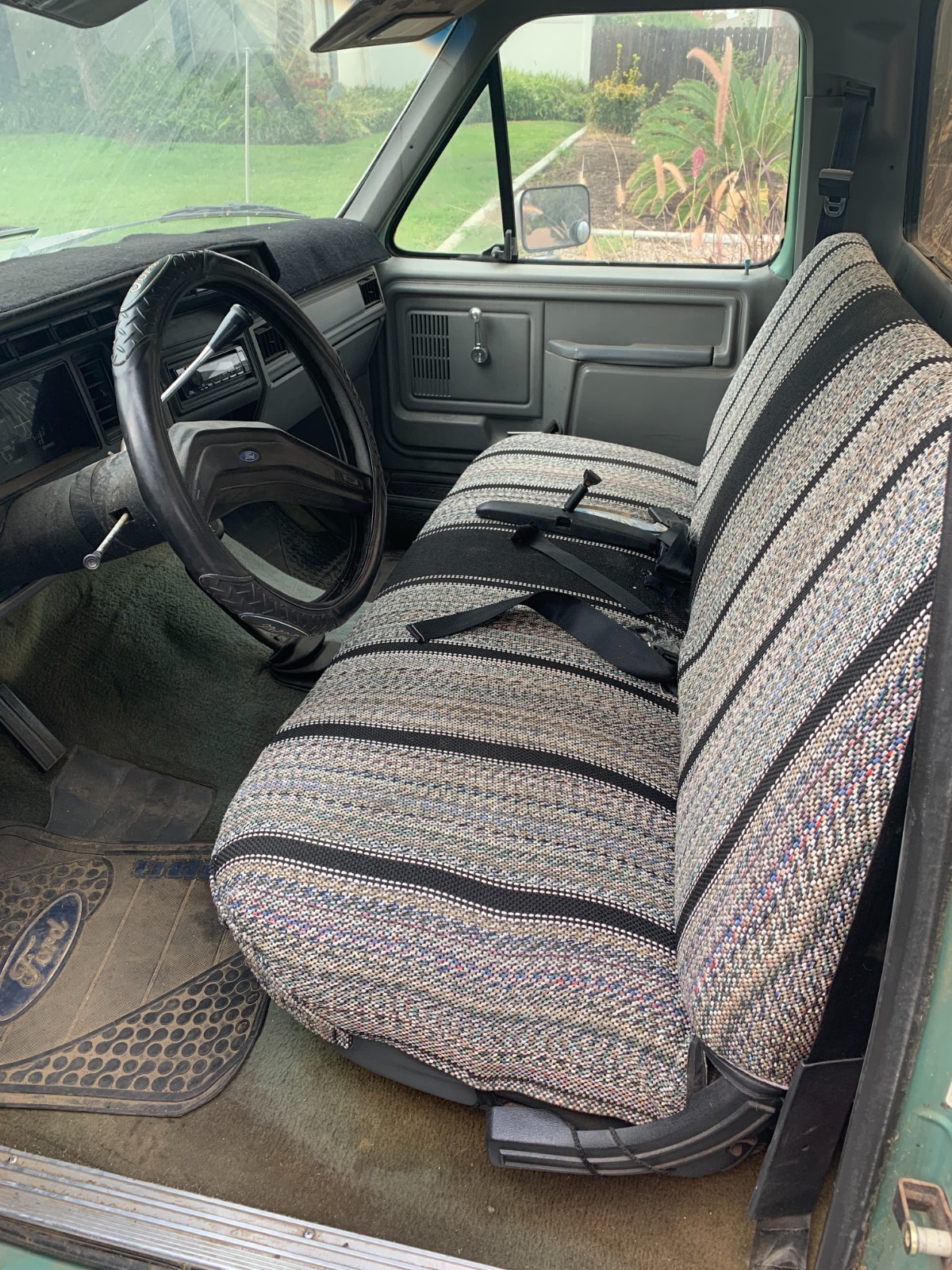 Ford-F-150-1986-Standard-Cab-Pickup-12