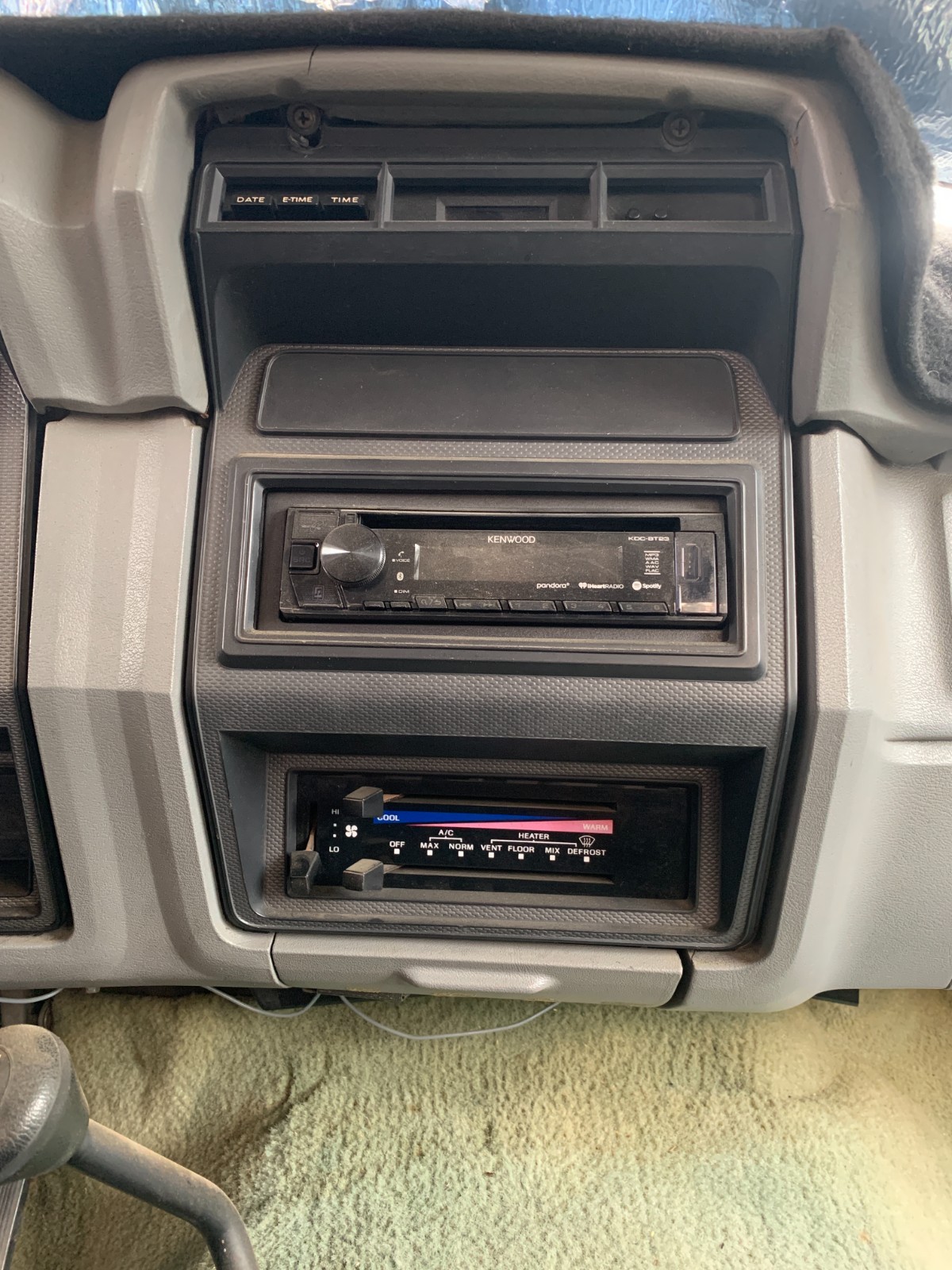 Ford-F-150-1986-Standard-Cab-Pickup-22
