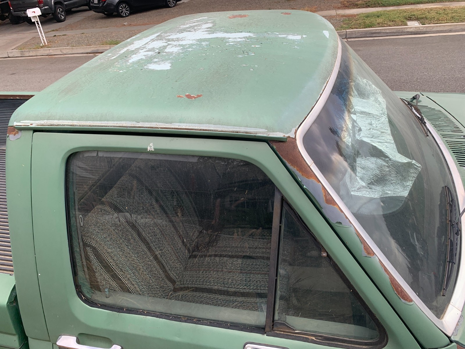 Ford-F-150-1986-Standard-Cab-Pickup-7