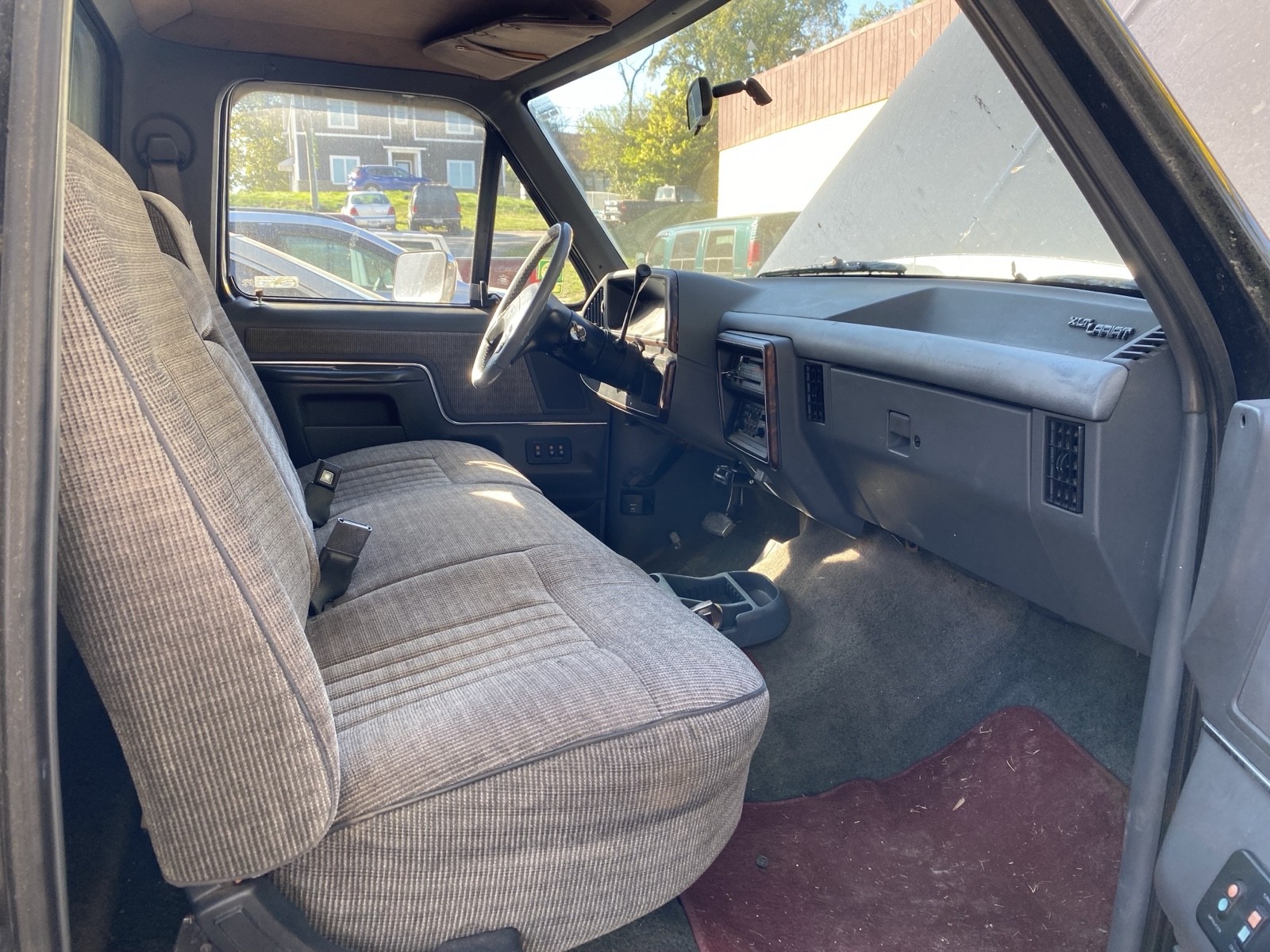Ford-F-150-1989-9