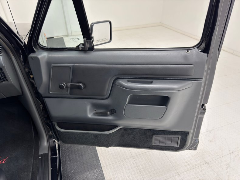 Ford-F-150-1989-Black-Black-8