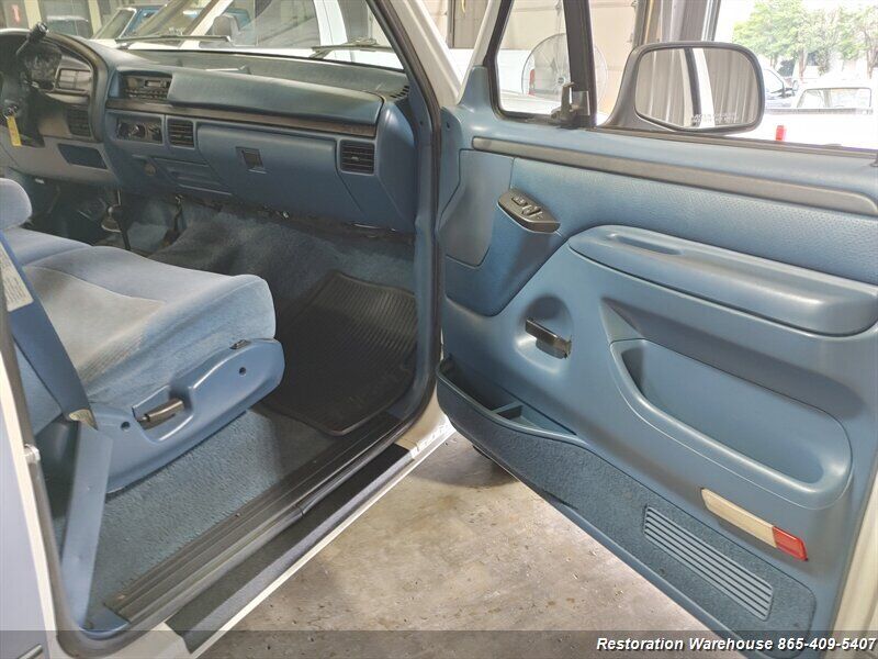 Ford-F-150-1996-23