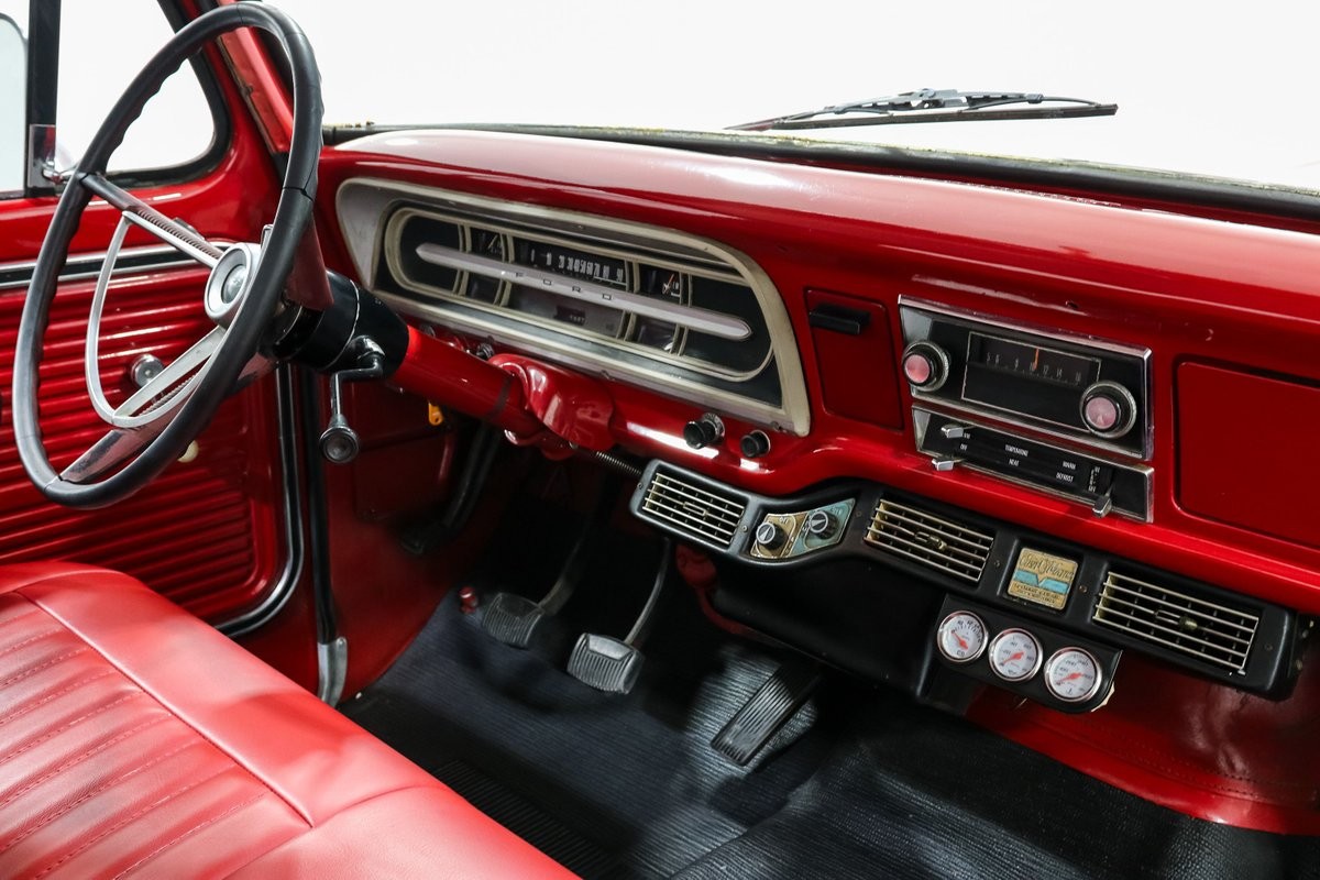Ford-F-250-1968-Truck-15