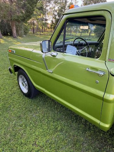 Ford-F-250-1969-Green