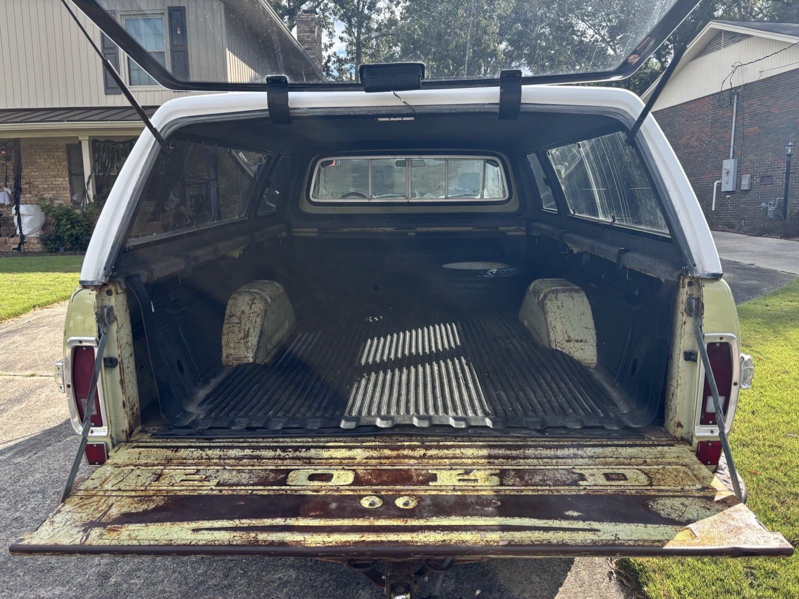 Ford-F-250-1970-Standard-Cab-Pickup-7