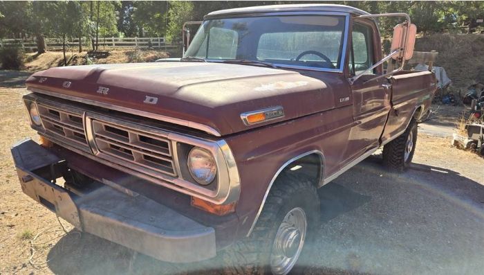 Ford-F-250-1972-Purple-1