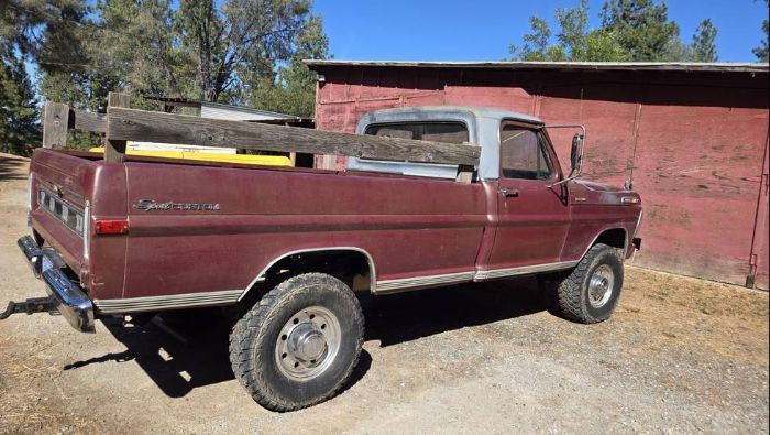 Ford-F-250-1972-Purple-4