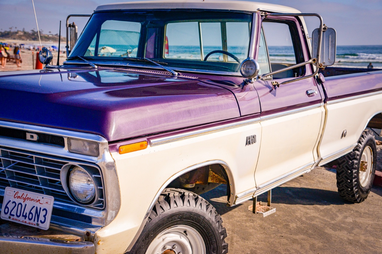 Ford-F-250-1973-Standard-Cab-Pickup-14
