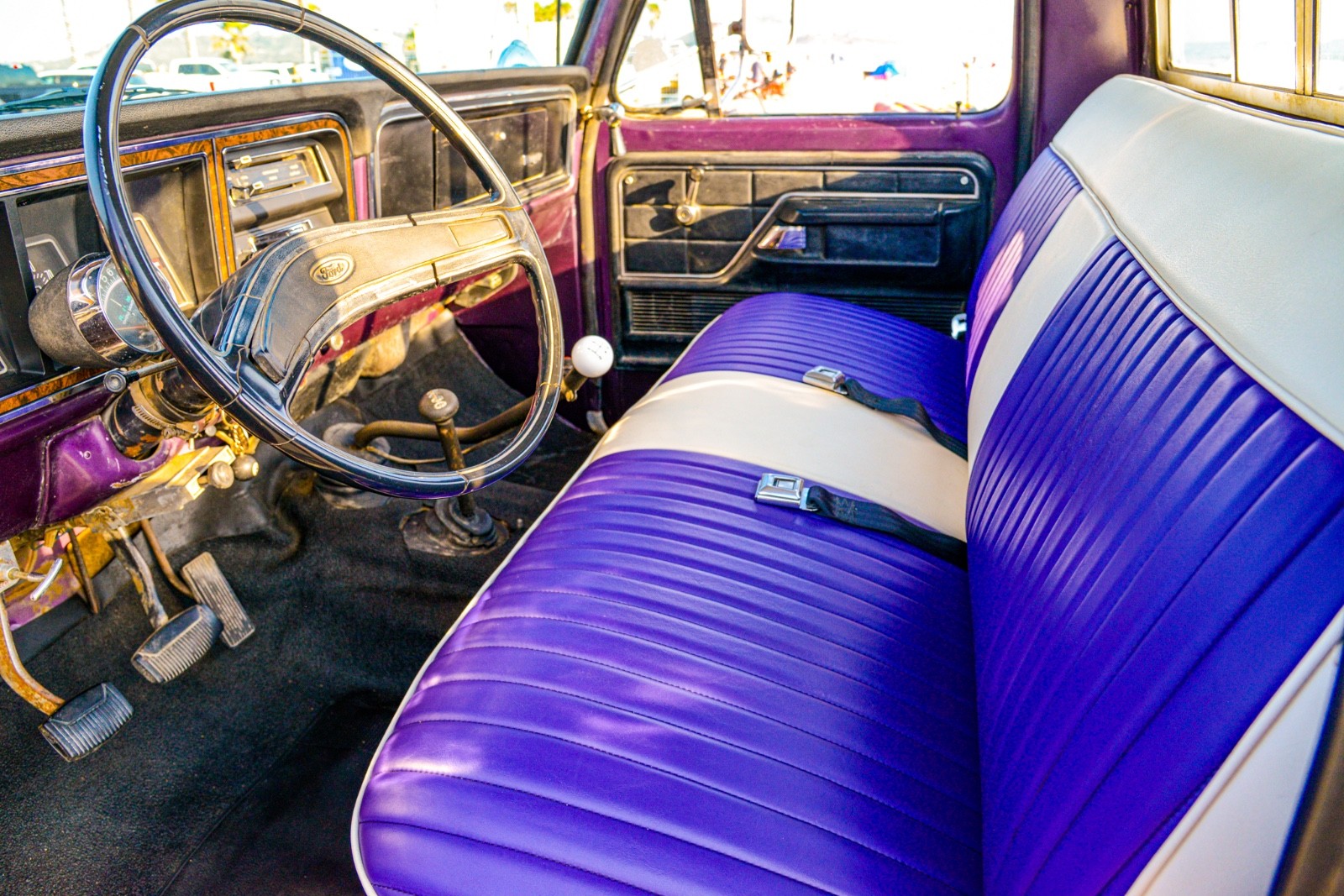 Ford-F-250-1973-Standard-Cab-Pickup-23