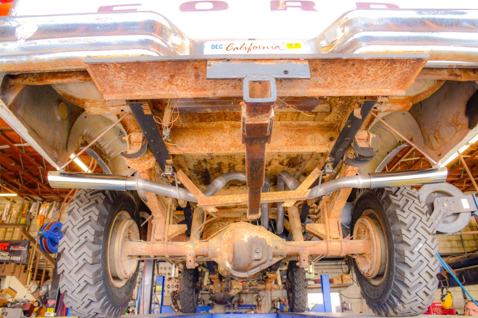 Ford-F-250-1973-Standard-Cab-Pickup-37