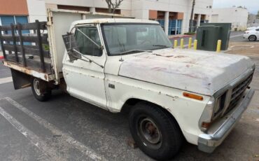 Ford-F-250-1975-7