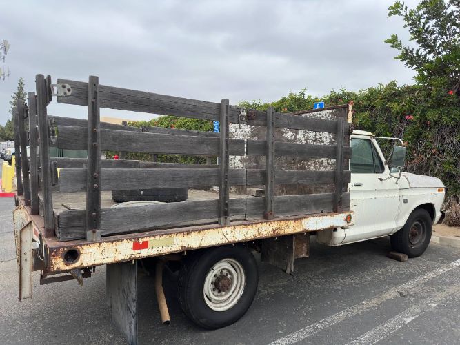 Ford-F-250-1975-9