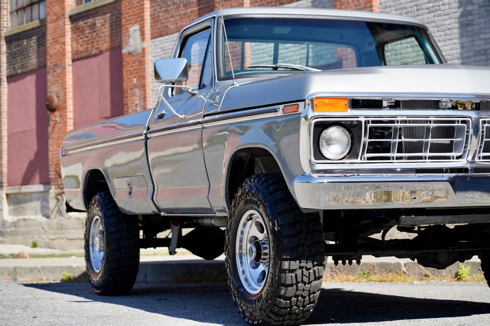 Ford-F-250-1977-11
