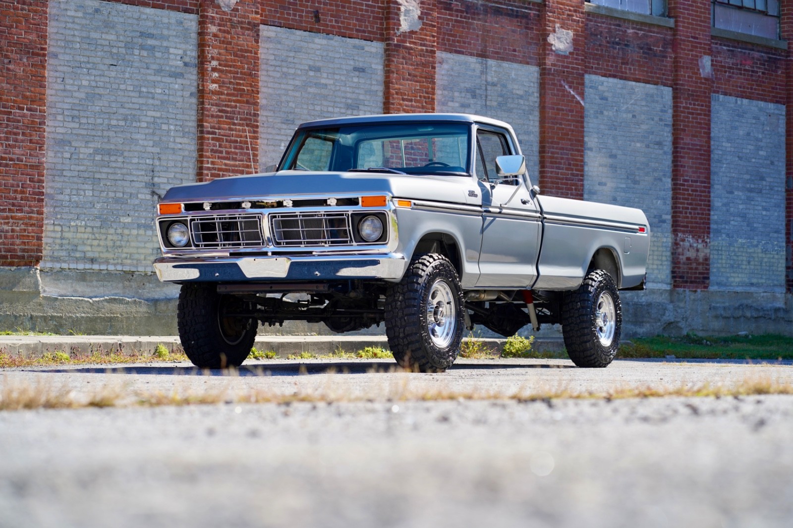 Ford-F-250-1977-2