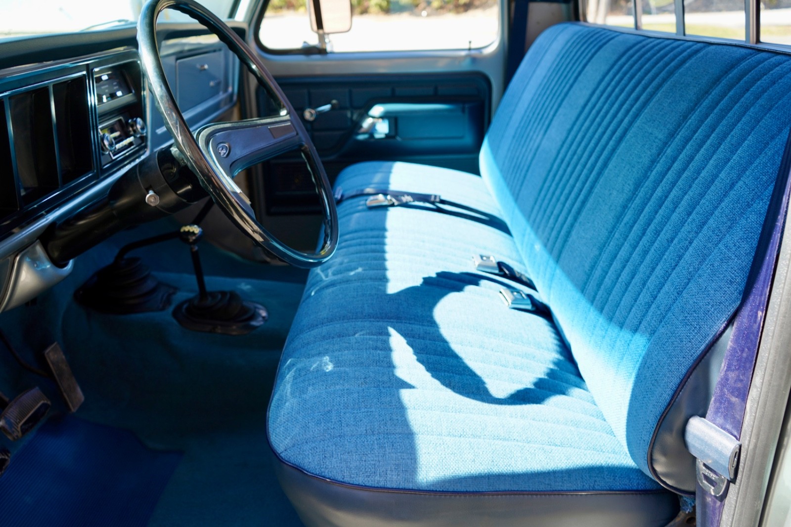 Ford-F-250-1977-20