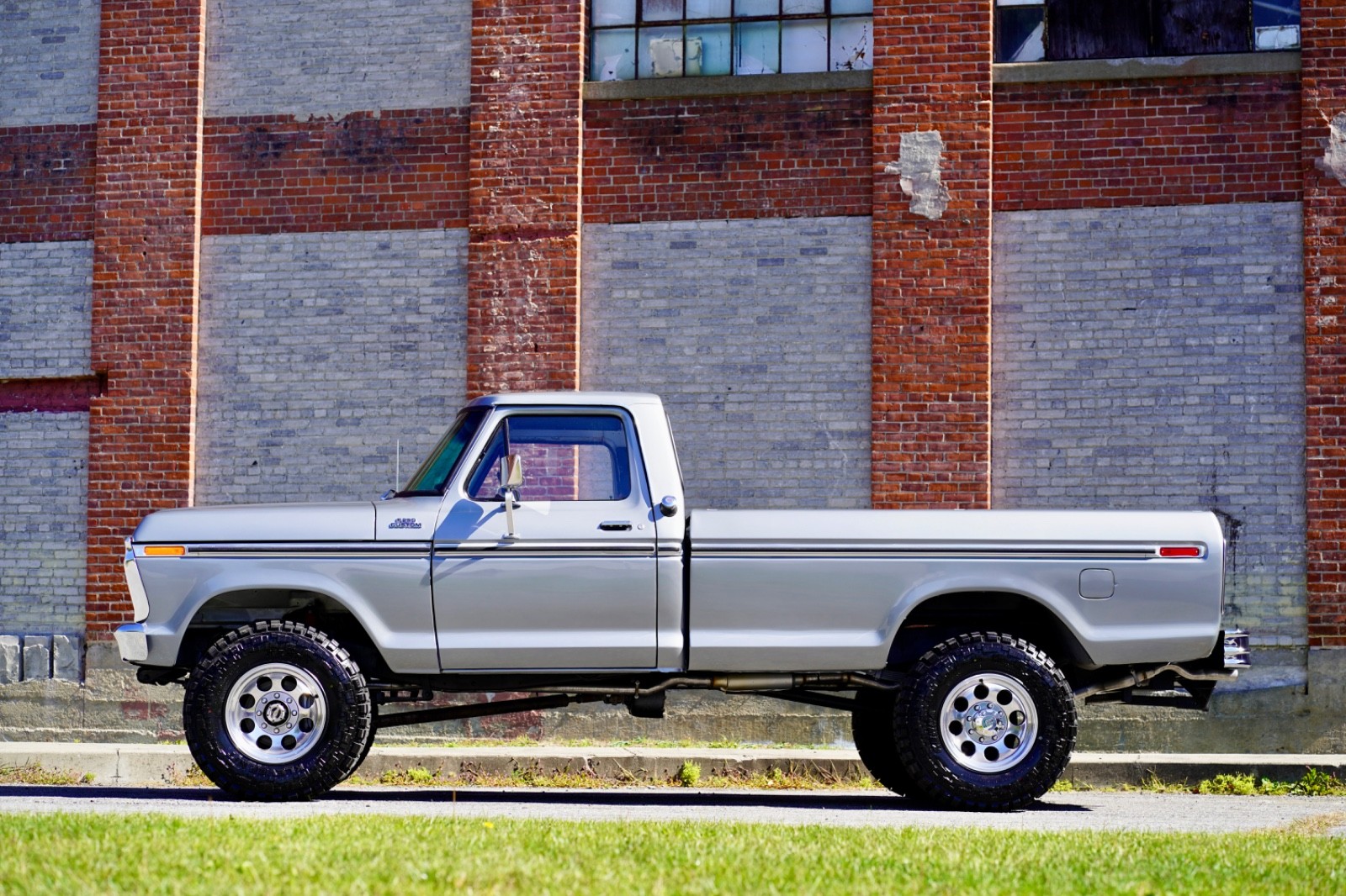 Ford-F-250-1977-3