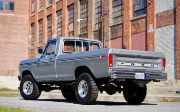 Ford-F-250-1977-38