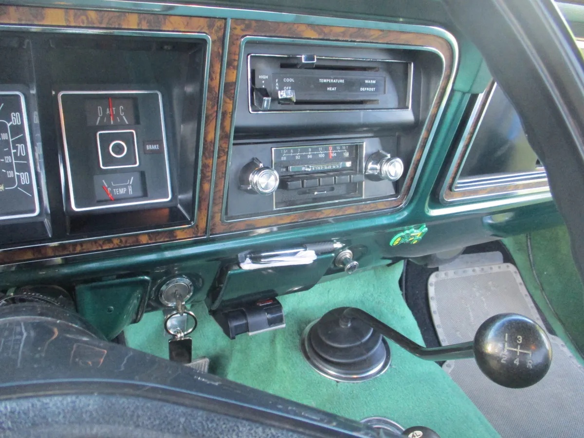 Ford-F-250-1977-Green-Green-10
