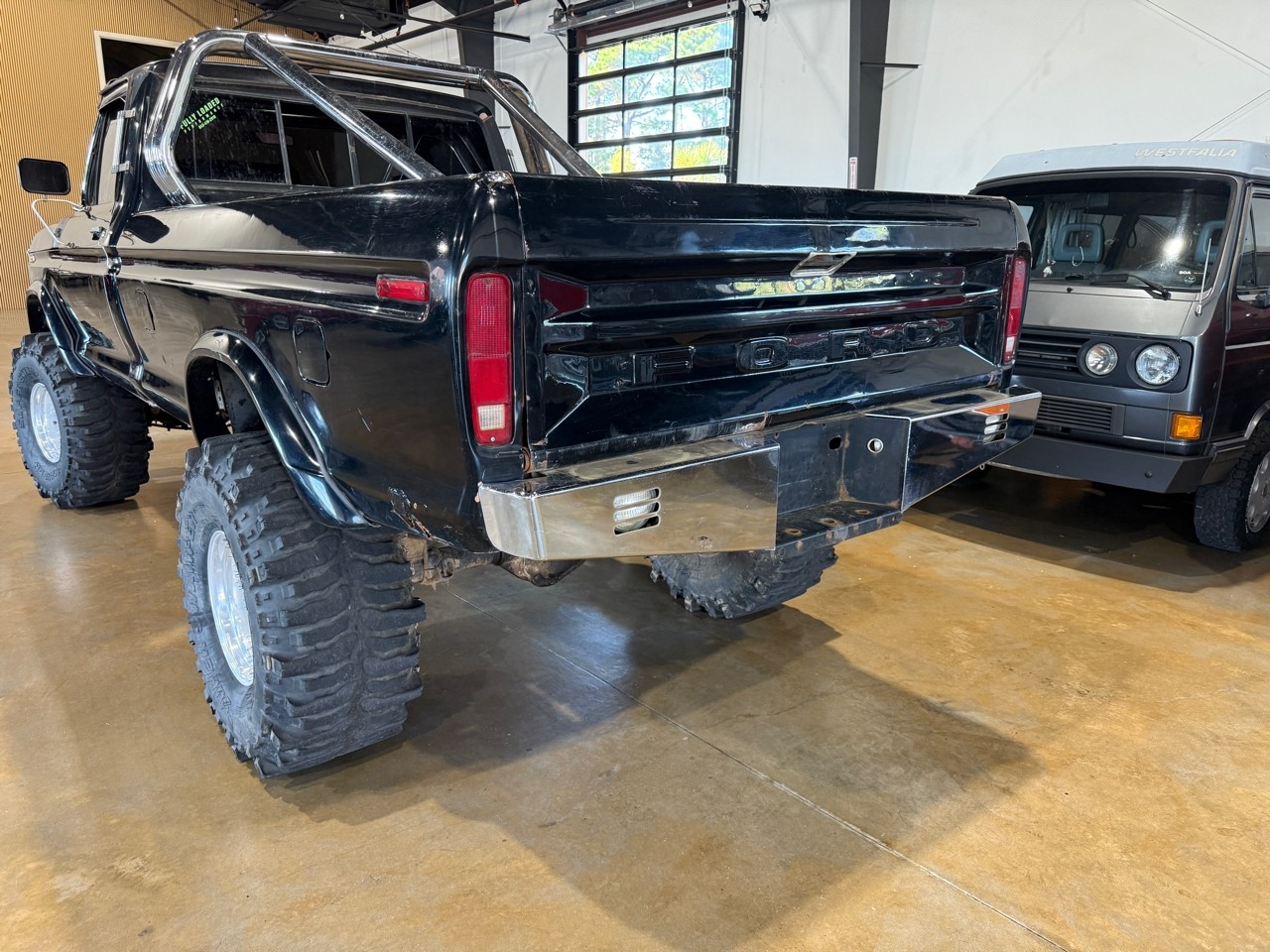 Ford-F-250-1979-Pickup-Truck-10