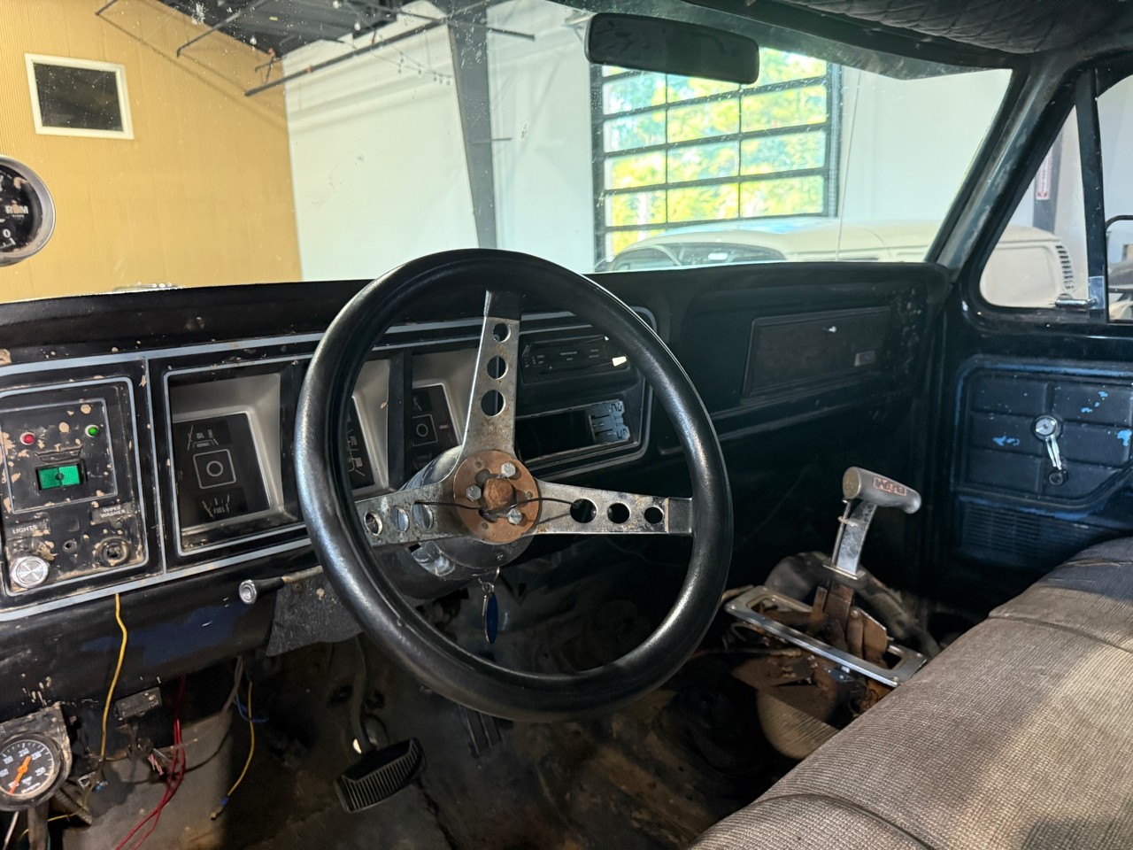 Ford-F-250-1979-Pickup-Truck-14