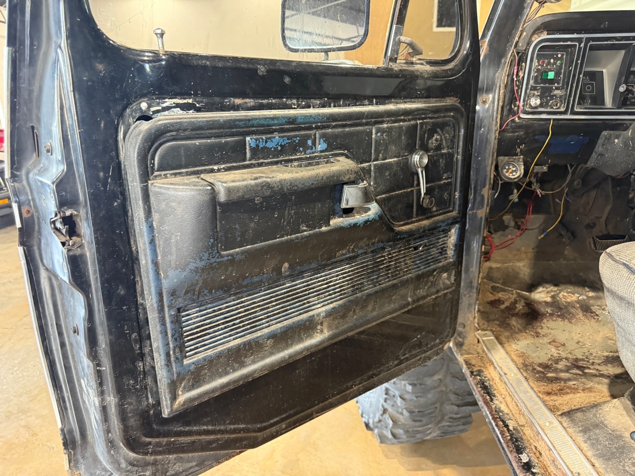 Ford-F-250-1979-Pickup-Truck-16