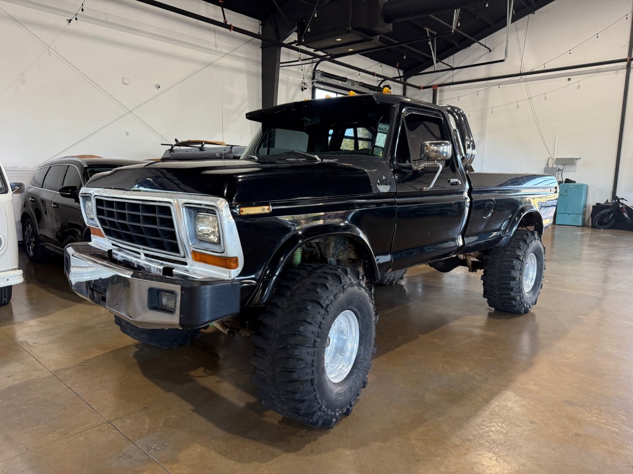 Ford-F-250-1979-Pickup-Truck-4