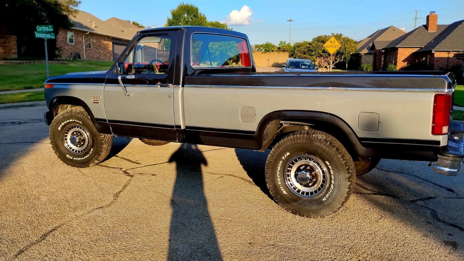 Ford-F-250-1983-Standard-Cab-Pickup-3