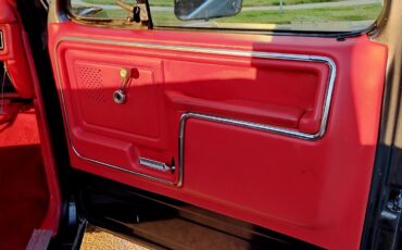 Ford-F-250-1983-Standard-Cab-Pickup-9