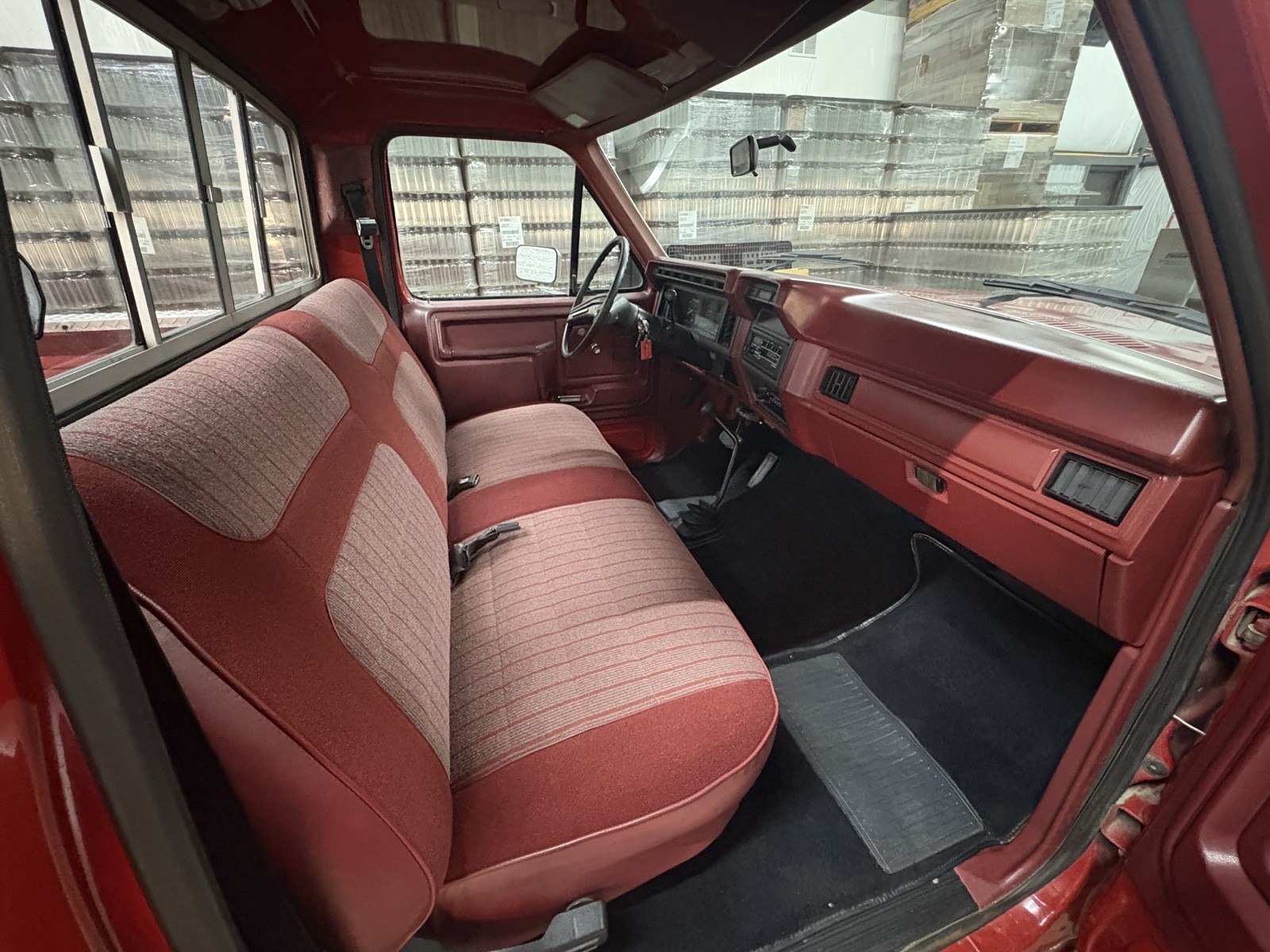 Ford-F-250-1985-10