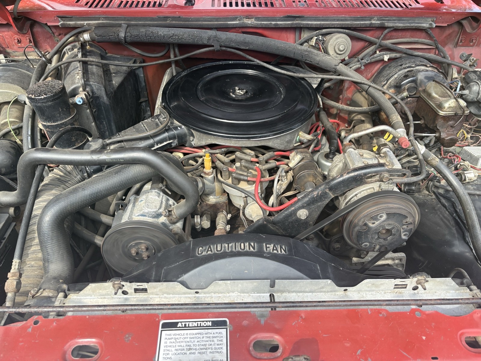 Ford-F-250-1985-19