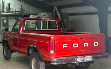 Ford-F-250-1985-5